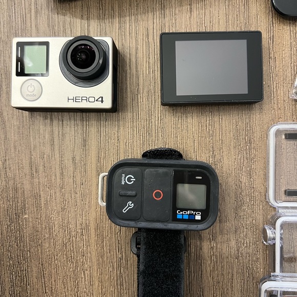 ✨HOST PICK ✨ | GoPro Hero 4 Black Edition + Accessories - Picture 9 of 12